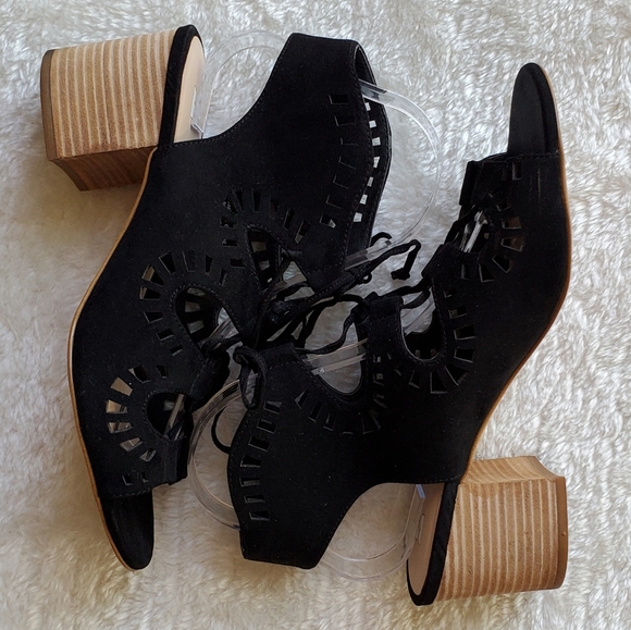 BP Decker Black Laser Cut Lace Up Sandals - Picture 4 of 15